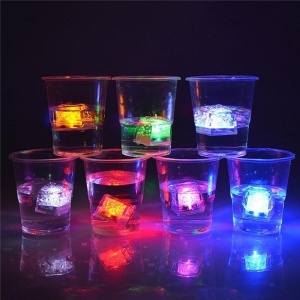 Set 12 cuburi de gheata luminoase cu LED RGB, PROCART, 2.7x2.7 cm - Img 12