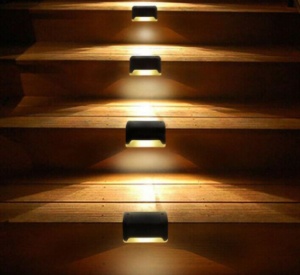 Set 8 lampi solare cu senzor de lumina pentru scari, gard sau balustrada - Img 6