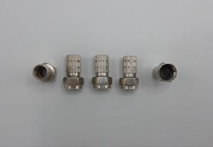 Set Splitter 4 cai, 5-2450 MHz, + 5 Mufe F + 4 Mufe TV KATHODE® - Img 2