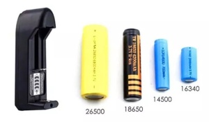 Incarcator acumulatori universal, reglabil, LI-ION, 3.7v, 18650, 14500, 16340, 10440, 17335, 17670, 18500