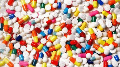 Cum influenteaza medicamentele sanatatea orala