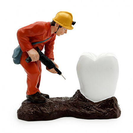 Statueta coroana dentara in lucru DE913