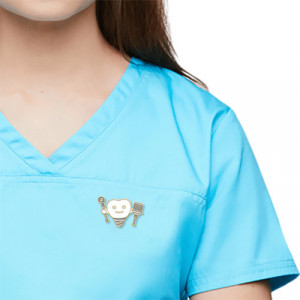 Brosa implant dentar cu instrumente.jpg