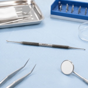 Instrument dentar dublu 152 pentru modelare