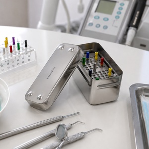 Cutie inox cu capac sterilizare ace endodontie