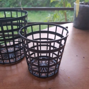 ghiveci plasa 9cm