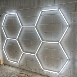 Lumină LED Hexagonală – 5 Module 164x235CM - Garaj, Dormitor, Cameră Gaming, Spații Private - Img 7