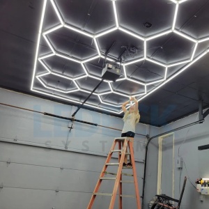 Lumină LED Hexagonală – 14 Module + Rama 484x243CM - Garaj, Dormitor, Cameră Gaming, Spații Private - Img 4