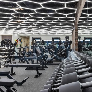 Lumină LED Hexagonală – 14 Module + Rama 484x243CM – Sală Fitness, Gym, Studio Antrenamente Profesionale - Img 3