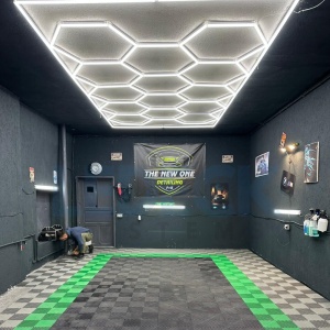 Lumină LED Hexagonală – 14 Module + Rama 484x243CM - Garaj, Dormitor, Cameră Gaming, Spații Private - Img 8