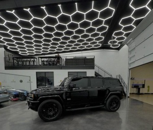 Lumină LED Hexagonală Modulară Custom – Sistem Extensibil Honeycomb pentru Spații Profesionale - Img 2