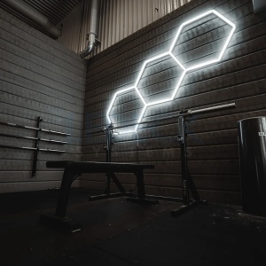 Lumină LED Hexagonală Profesională Aluminiu– 3 Module 5680mm 120x315CM – Service Auto, Detailing, Ateliere, Spații Comerciale - Img 8