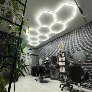 Lumină LED Hexagonală Modulară Custom – Sistem Extensibil Honeycomb pentru Spații Profesionale - Img 10