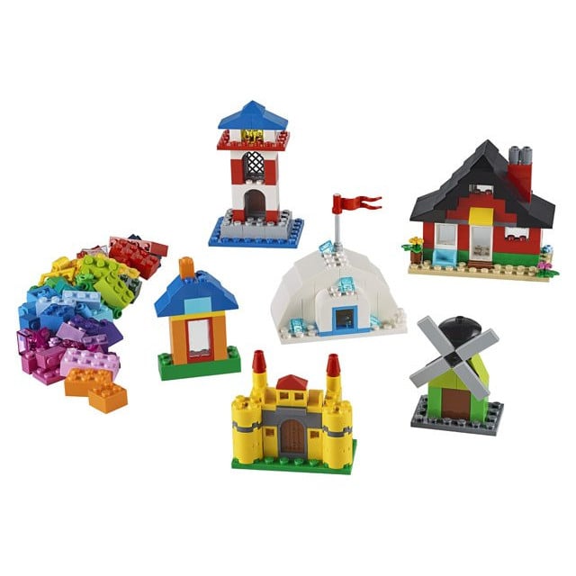 LEGO CLASSIC BRICKS AND HOUSES 4+