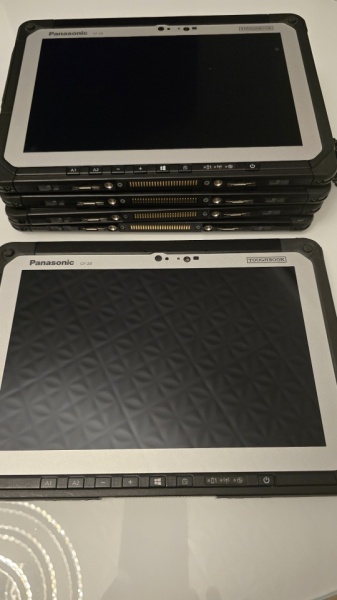 Tableta Panasonic Toughbook CF-20 - CPU i5 Gen 7 - Img 4