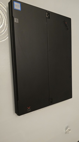 Lenovo X1 Tableta/Laptop Tastatura detasabila, CPU I7 Gen 8 - Img 2