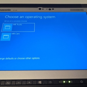 Tableta Panasonic Toughbook CF-20 - CPU i5 Gen 7 - Img 3