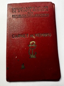 Carnet de membru al Uniunii Societăților de Științe Medicale din Republica Populară Romînă (RPR).