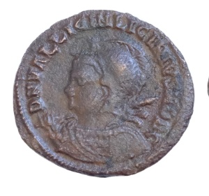Licinius II Caesar ( 321-323 AD ) MONEDA ANTICA ROMANA - Img 1