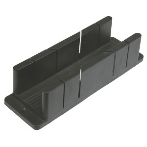 Rama taiere in unghi, din plastic 240 x 55 x 70 mm
