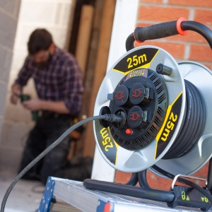 STANLEY tambur cablu, IP44, 25 m, H07RN-F 3G1,5, 3200W - Img 3