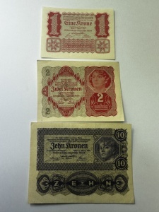 Austria - 1/2 /5 Kronen 1922