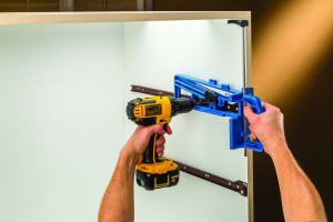 Dispozitiv pentru montat sisteme de glisare , sertare , Rockler Drawer Slide Jig - Img 5