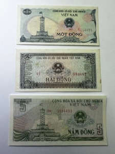 Vietnam - 1/2/5 Dong ( 1980-1985 ) - Img 2