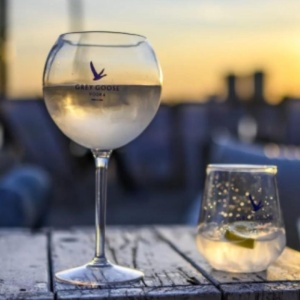 Set 2 pahare pentru vin, gin, incasabile, 63 cl, ideal servire piscina, SPA, nu produce cioburi, Copoliester Tritan (Fara BPA), Happy Glass - Miss Liza - Img 2