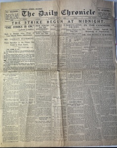Ziar Istoric - Anglia - The Daily Chronicle – 4 mai 1926 (Special Strike Number) Titlu principal: „The Strike Begun at Midnight” Eveniment relatat: Greva Generală din Marea Britanie (1926)