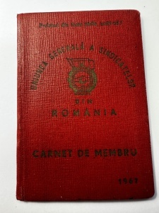 Carnet de membru al Uniunii Generale a Sindicatelor din România (UGSR), datat pe copertă 1967.