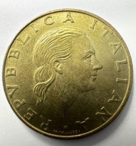 Moneda Comemorativa - Italia - 200 Lire 1994 - 180 de ani de la înființarea Armei Carabinierilor (1814–1994) - Img 2