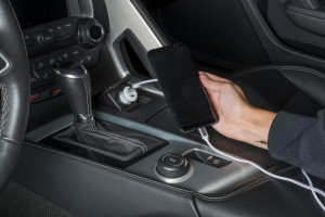 Autótöltő 12v - 24v, USB , 3A vékony töltő, USB-C, USB-A, Grundig - Img 3