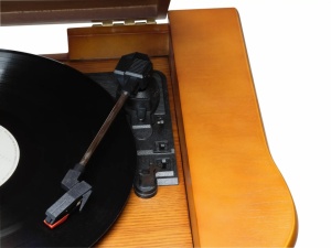 Combina muzicala tip RETRO, cd-player, usb, tunner, aux, caseta, pick-up, cutie lemn, Denver MCR-50MK3 - Img 10