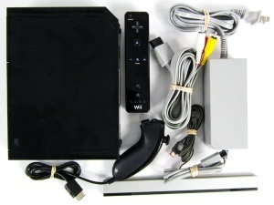 Consola jocuri NINTENDO Wii, model RVL-001 (EUR), completa, 1 controller + 1 nunchuk, sensor bar, culoarea NEGRU, second hand - Img 2