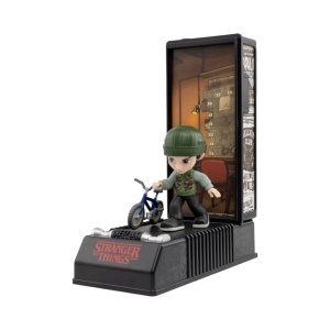 Figurina diorama de colectie seria STRANGER THINGS Upside Down Capsules Series 3, carcasa display in forma de Walkie Talkie, produs licentiat ORIGINAL, YUME, se livreaza aleatoriu - Img 7