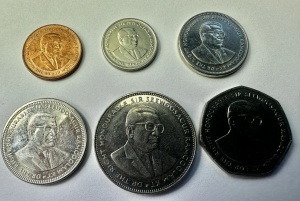SET MONEDE MAURITIUS - 5/20 CENTS + 0.5 /1/5/10 RUPEES - Img 2