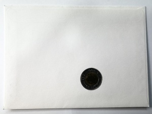 Vatican 1993 – Plic filatelico-numismatic Bazilica Sf. Petru + monedă 500 Lire necirculată (UNC) + timbre ștampilate Città del Vaticano - Img 2