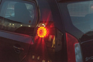 Girofar led , 9 functii, 15 LED, magnet, carlig, rezistent impact, Silverline - Img 2