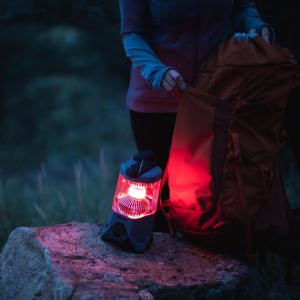 LED kemping zseblámpa, hordozható, újratölthető akkumulátorral vagy elemekkel, 1000lm, fehér fény 360/120 fokban vagy piros, IPX4, fekete, power bank funkció, Nebo Galileo 1000 NEB-LTN-0004-G - Img 8