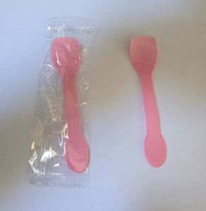 Set 100 lingurite din plastic ambalate individual pentru deserturi, inghetata, 10cm, ROZ - Img 2