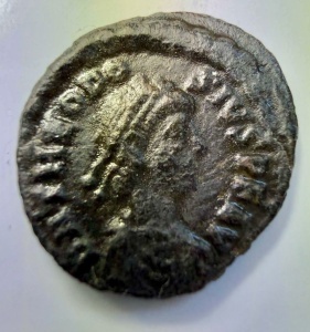 THEODOSIUS I ( 379-395 AD )- Moneda Antica Romana