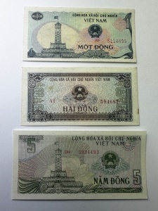 Vietnam - 1/2/5 Dong ( 1980-1985 )