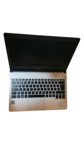 Laptop / notebook mini, processzor i5 6200U 2.4Ghz, 8Gb Ram DDR3, SSD 240Gb, FULL HD IPS, Fujitsu Lifebook S936, használtan