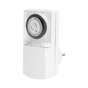Priza programabila mecanica de exterior, 24h / 30 min.