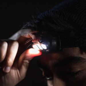 Lanterna premium pentru frunte, LED COB, 1000 lumeni, alimentare acumulator, NEBO EINSTEIN™ 1000 - Img 2