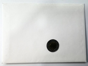 Vatican 1993 – Plic filatelico-numismatic Bazilica Sf. Petru + monedă 500 Lire necirculată (UNC) + timbre ștampilate Città del Vaticano - Img 4