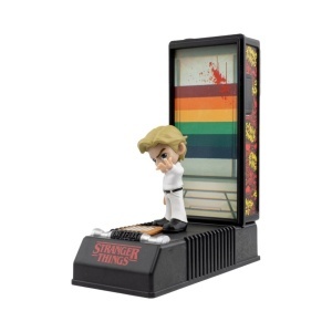 Figurina diorama de colectie seria STRANGER THINGS Upside Down Capsules Series 3, carcasa display in forma de Walkie Talkie, produs licentiat ORIGINAL, YUME, se livreaza aleatoriu - Img 5