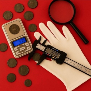 Set Profesional Pentru Numismatica