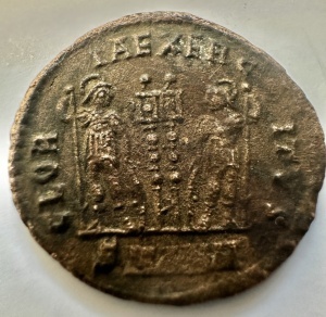 CONSTANTIUS II - CAESAR ( 324-337 AD ) - Moneda Antica Romana - Img 2